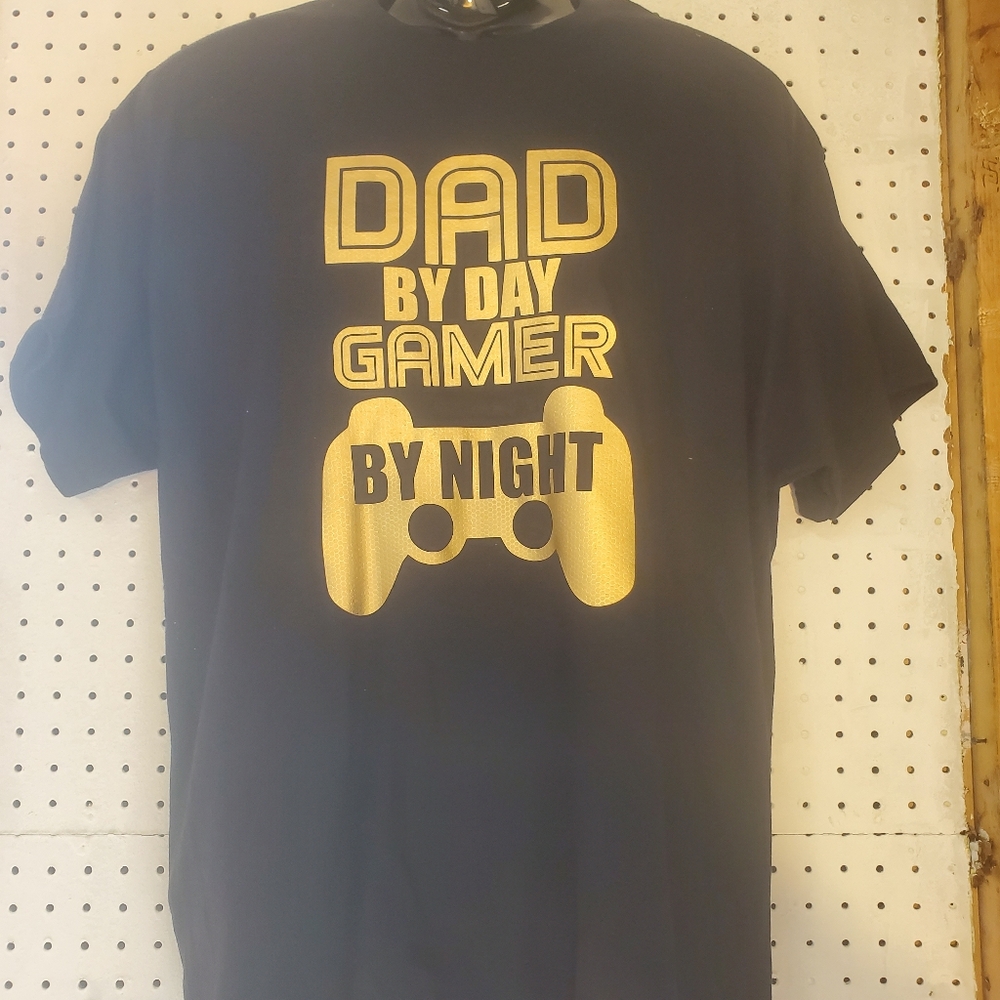 Gildan Black T-Shirt with Blue Print - Picture 1 of 3